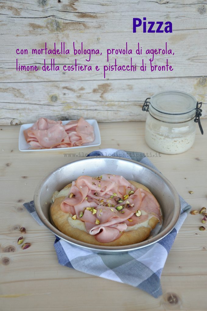 pizza mortadella bologna, provola di agerola, limone della costiera e pistacchi di bronte